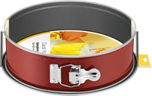 Laden Sie das Bild in den Galerie-Viewer, Original Kaiser Classic Plus Springform 20 cm mit Flachboden, Backform 20 cm rund, auslaufsicher, antihaftbeschichtet, rot