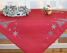 Laden Sie das Bild in den Galerie-Viewer, KAMACA Tischdecke Mitteldecke 85x85 cm mit filigraner Stickerei Küche Esstisch Tisch Dekoration Eyecatcher in Herbst Winter Weihnachten (Tannenbäume rot)