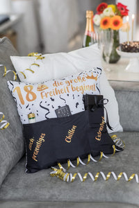 Dekokissen 18. GEBURTSTAG Kissen mit 3 Taschen zum selber Befüllen Größe 43x43 cm tolles Geschenk zum Geburtstag