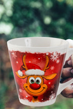 Laden Sie das Bild in den Galerie-Viewer, KAMACA Kaffeebecher Becher Tasse Weihnachtstasse für einen lieben Menschen tolles Geschenk Kollegen Büro Alltag Winter Weihnachten (Lustiges Rentier)
