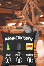 Laden Sie das Bild in den Galerie-Viewer, Originelles Dekokissen MÄNNERKISSEN  Kissen mit 3 Taschen zum selber Befüllen Größe 43x43 cm tolles Geschenk für ein gelungenen Sofaabend
