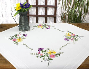 Stickpackung BLUMEN - FEUERWERK Tischdecke 80x80 cm Stielstich Plattstich vorgezeichnet aus 100% Baumwolle Stickset mit Stickvorlage