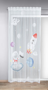 Gardine ASTRONAUT mit verdeckten Schlaufen und Gardinenband Kinderzimmer Voile Weiss transparent Fertiggardine mit wundervollem Motiv Kindergardine HxB 245 x 140 cm