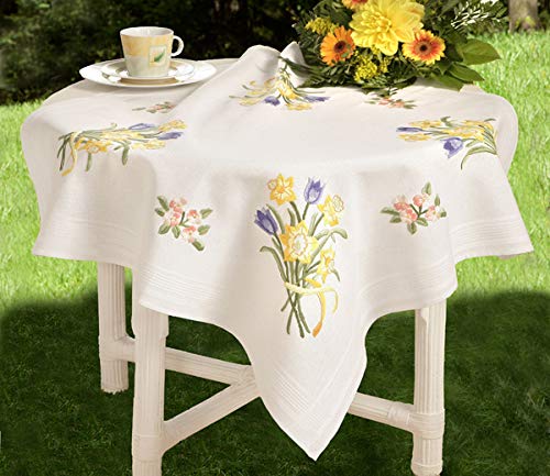 Stickpackung FRÜHLINGSBLUMEN Plattstich Nadelmalerei vorgezeichnet Baumwolle MD 80x80 cm komplettes Stickset mit Stickvorlage