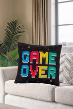 Laden Sie das Bild in den Galerie-Viewer, Flauschig gefülltes Wendekissen GAME OVER und POWER UP 40x40 cm mit Reißverschluss Kissen mit Füllung tolles Geschenk für Gamer
